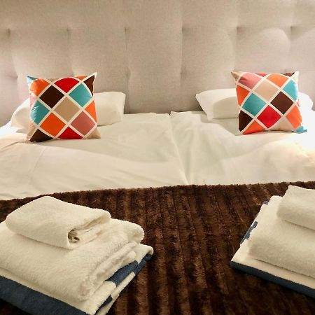 Rocavista - Villa With Heated Rooftop Pool And Amazing Ocean View 아데제 외부 사진