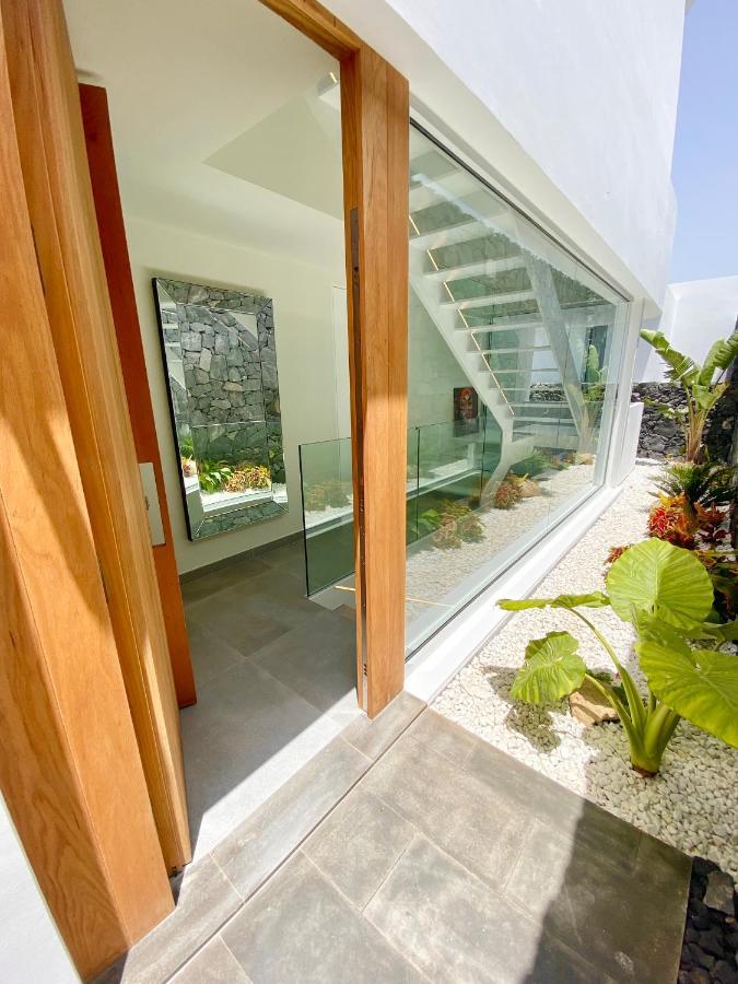 Rocavista - Villa With Heated Rooftop Pool And Amazing Ocean View 아데제 외부 사진