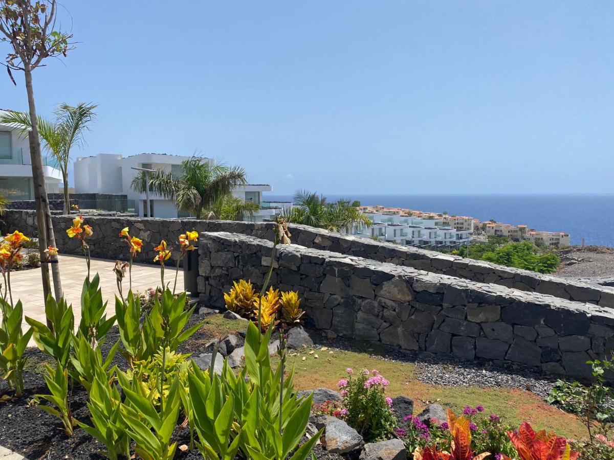 Rocavista - Villa With Heated Rooftop Pool And Amazing Ocean View 아데제 외부 사진