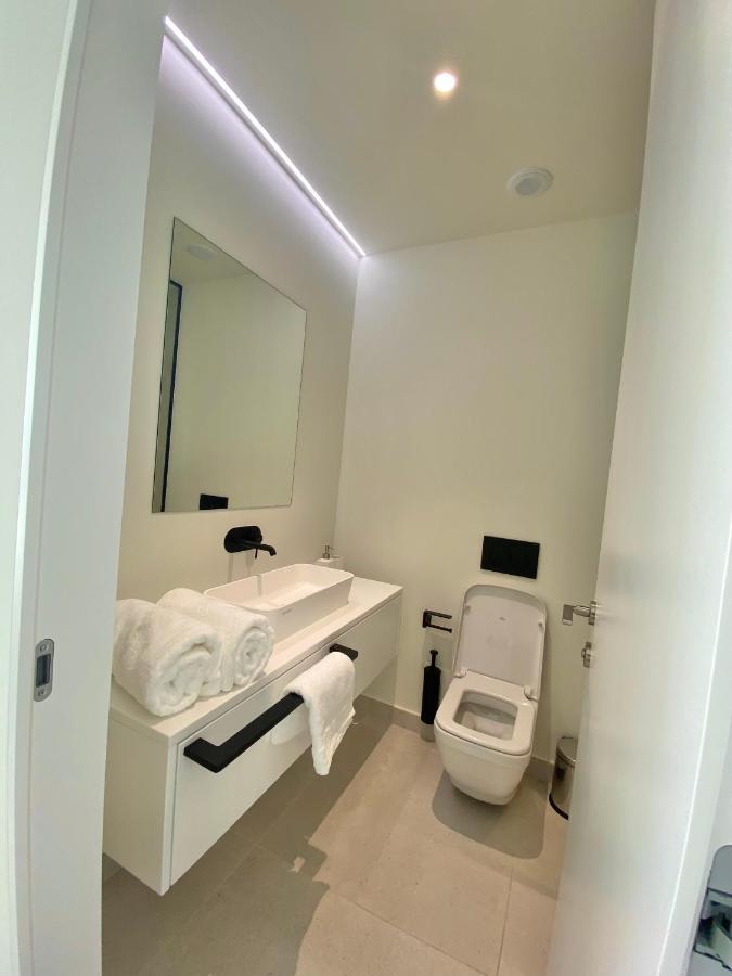 Rocavista - Villa With Heated Rooftop Pool And Amazing Ocean View 아데제 외부 사진